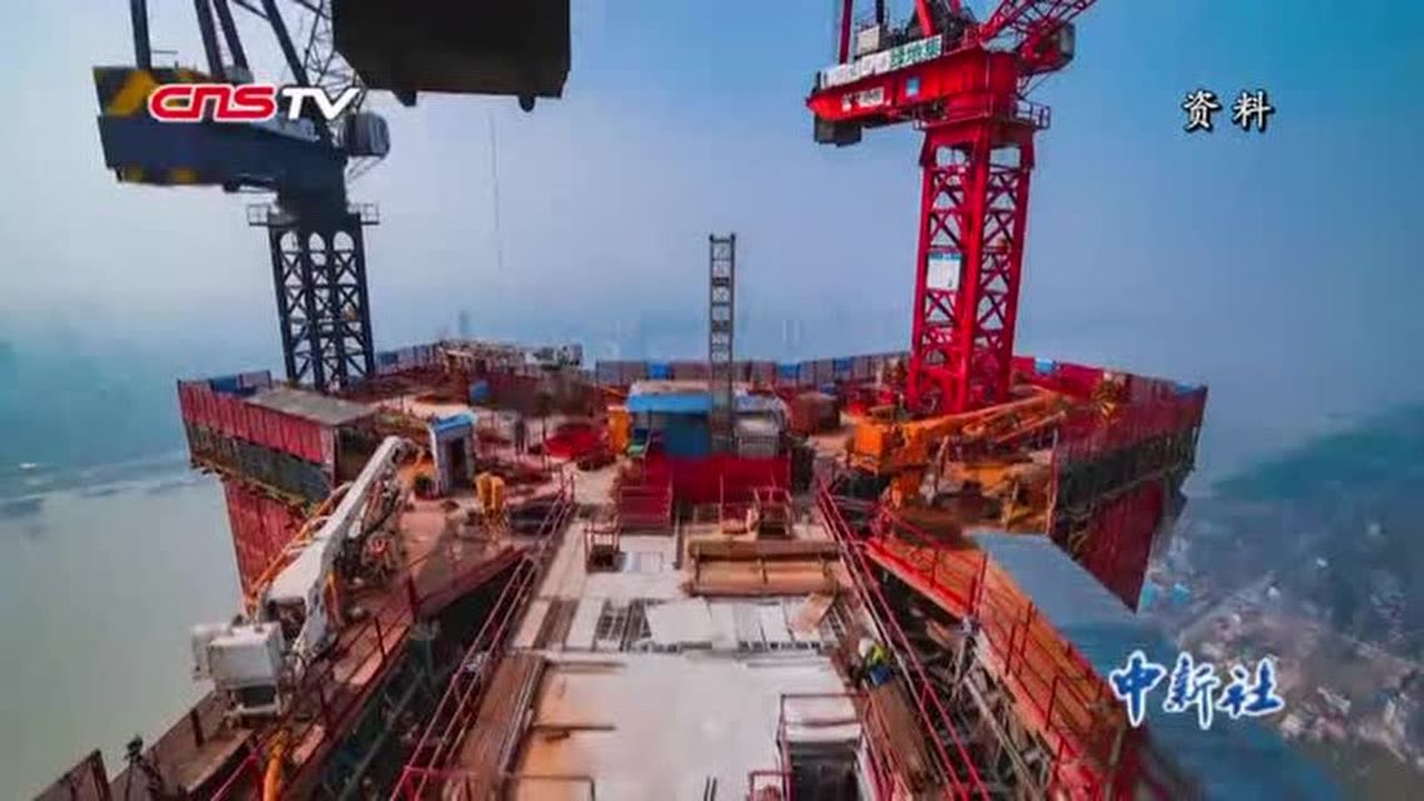 4天盖一层楼!探秘“空中造楼机”的黑科技_腾讯视频