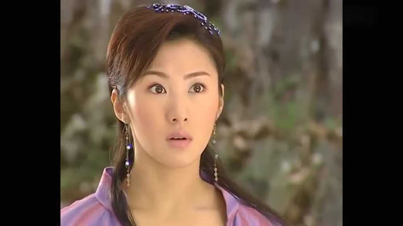 没想到水月洞天是一个神奇的地方所有人从石壁穿过