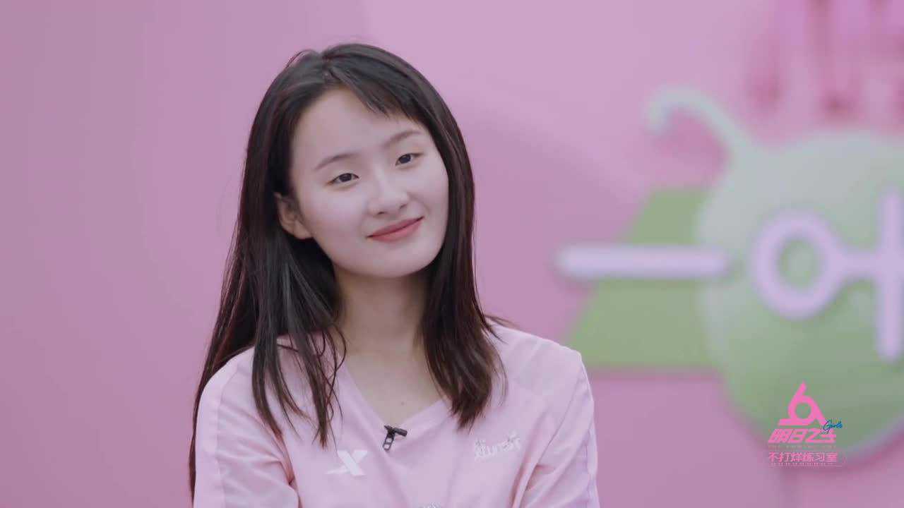 王子慧带廖俊涛参观秘密基地偶遇张大侠这犄角旮旯的真能藏