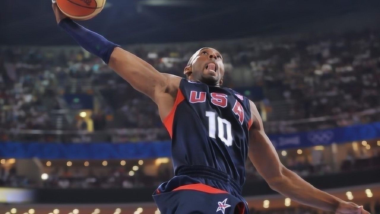 科比荣获奥运会走步王科比赛场疯狂走步安东尼旁观都看愣了