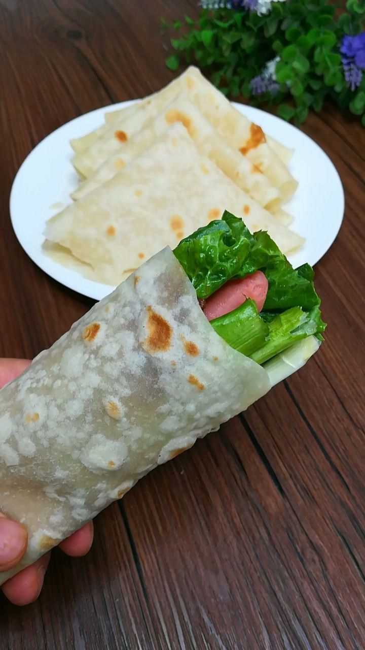 单饼卷菜,柔软劲道,小时候的味道