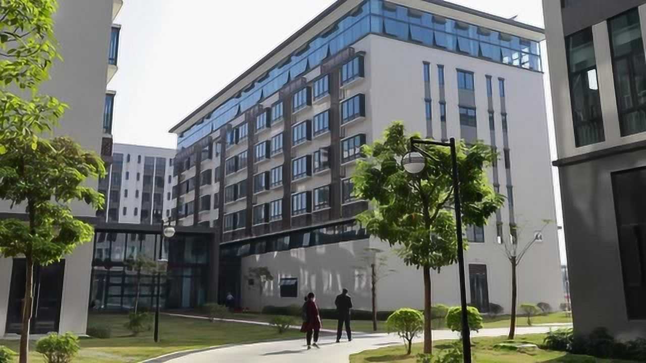 人和镇空港国际时尚小镇一期已完成建设