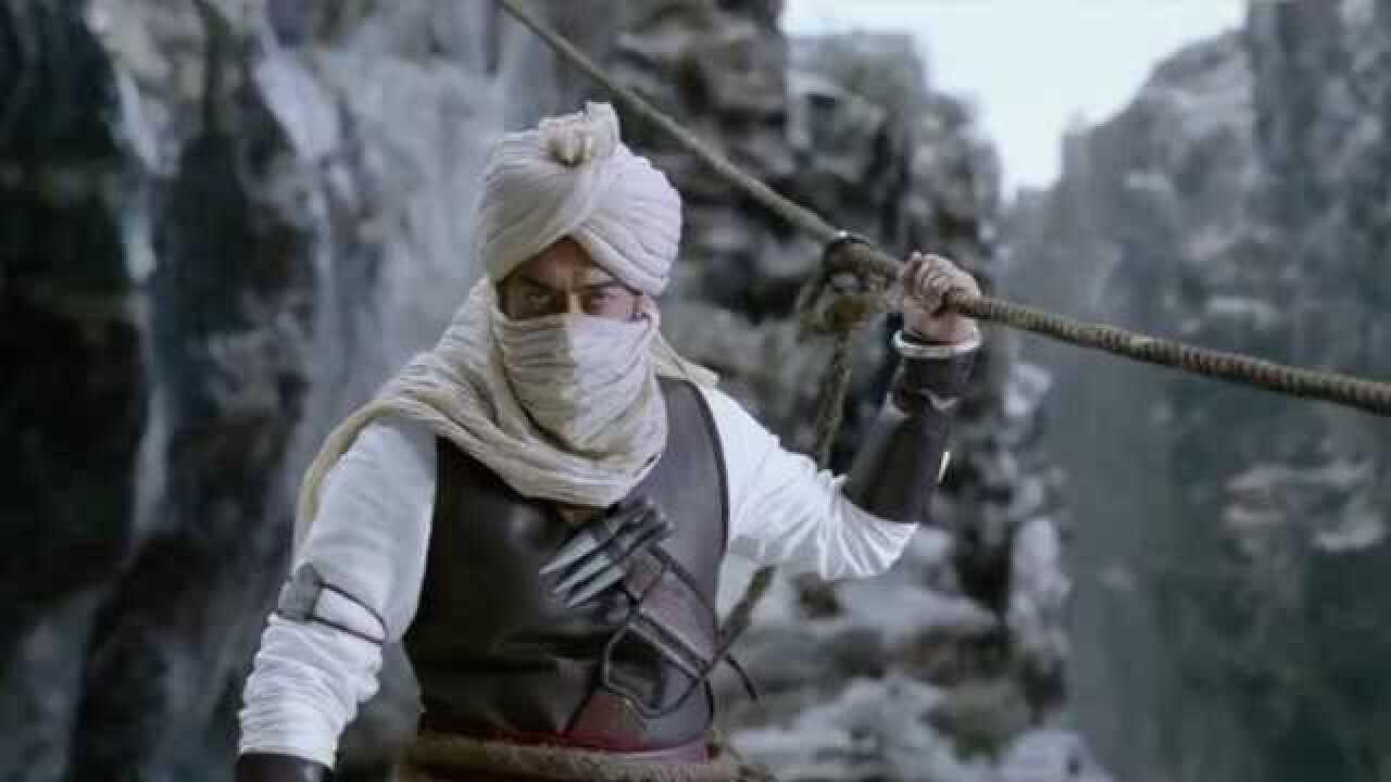 印度最新动作大片,从山顶飞索攻击