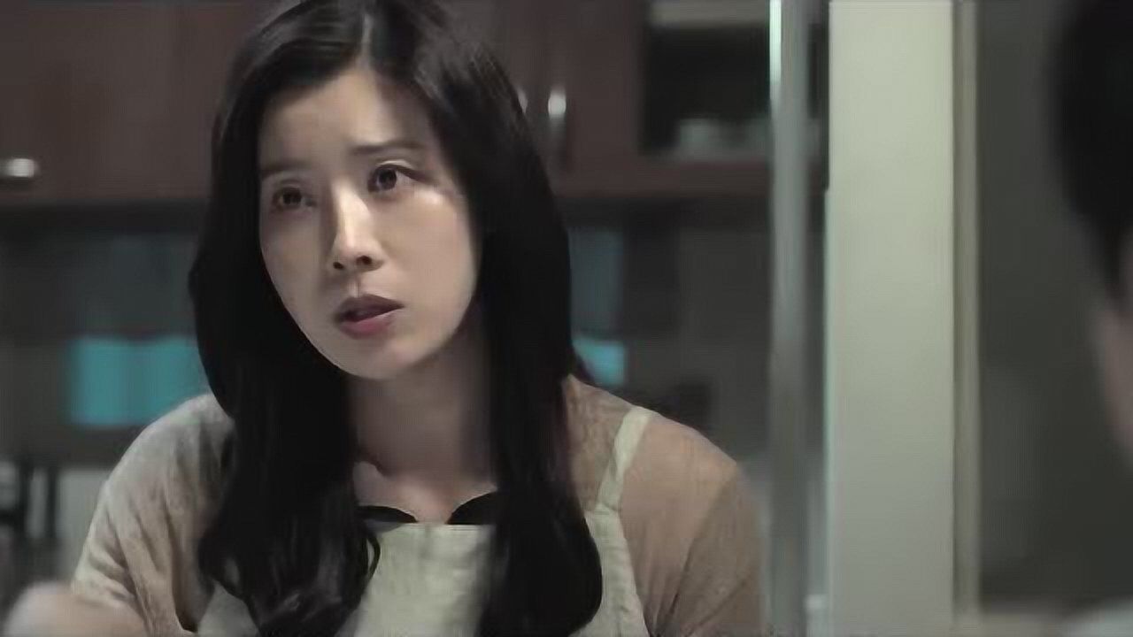 电影后妈不仅打死了七岁的儿子还让十岁的女儿顶替罪名