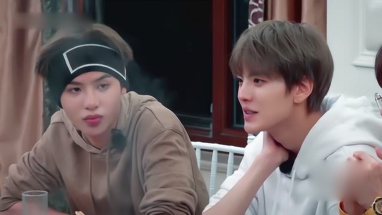 乐华七子提问:如何面对diss?蔡国庆拿海涛举例子:你看他多顽强!