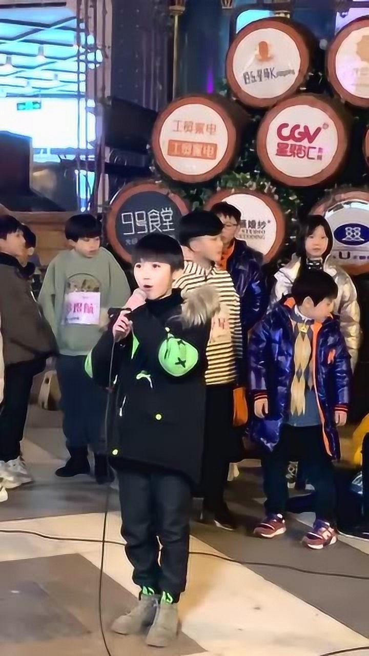 优秀少年团石俊喆翻唱欧若拉网友仿佛看到了tfboys小时候