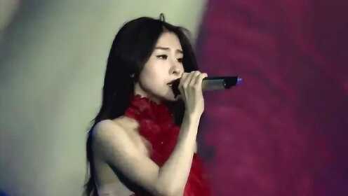 张碧晨倾情演唱《倔强》，唱尽她对梦想的坚持与努力感动全场！