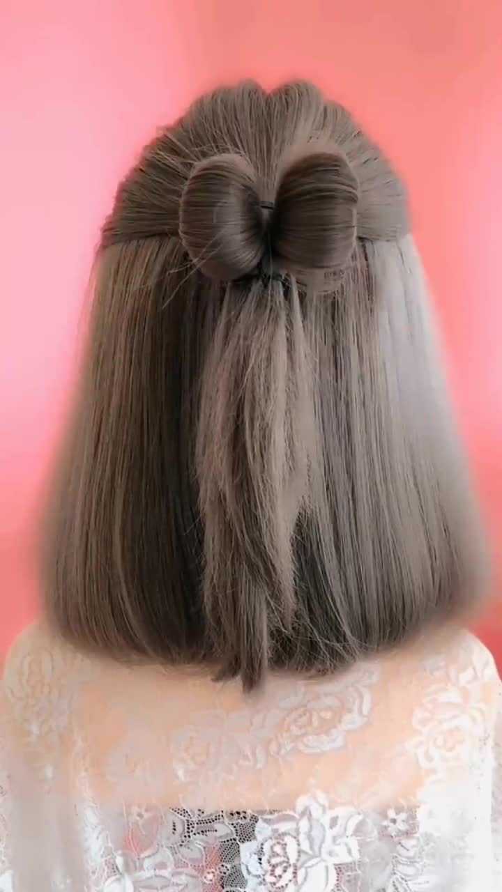 蝴蝶结不用买,短发女生也能自己扎,就是用头发