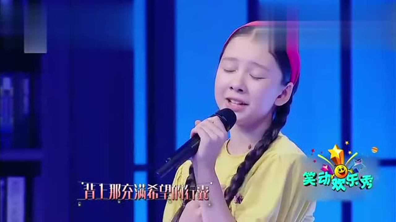 严丝琳陈奕彤合唱《天空之城》,唯美歌声充满全场,观众如痴如醉