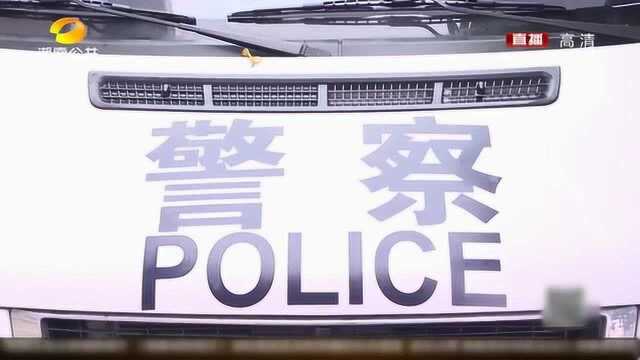 男子伪造外国信用卡,购买高档产品套现被抓,与前台大打出手?