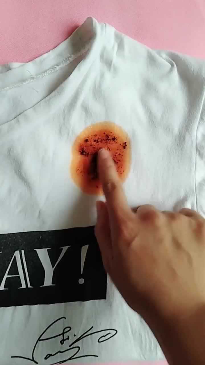 衣服上沾上辣椒油怎么办不用担心教你一招轻松解决