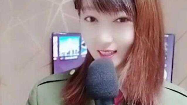 深情演绎;《为谁》,嗓音嘹亮动人,哭多少儿女