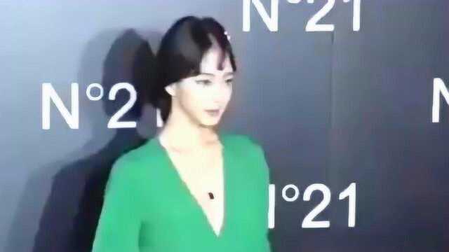 38岁韩艺瑟身材颜值依然优秀,衣品更是没话说,还是演技派女神!