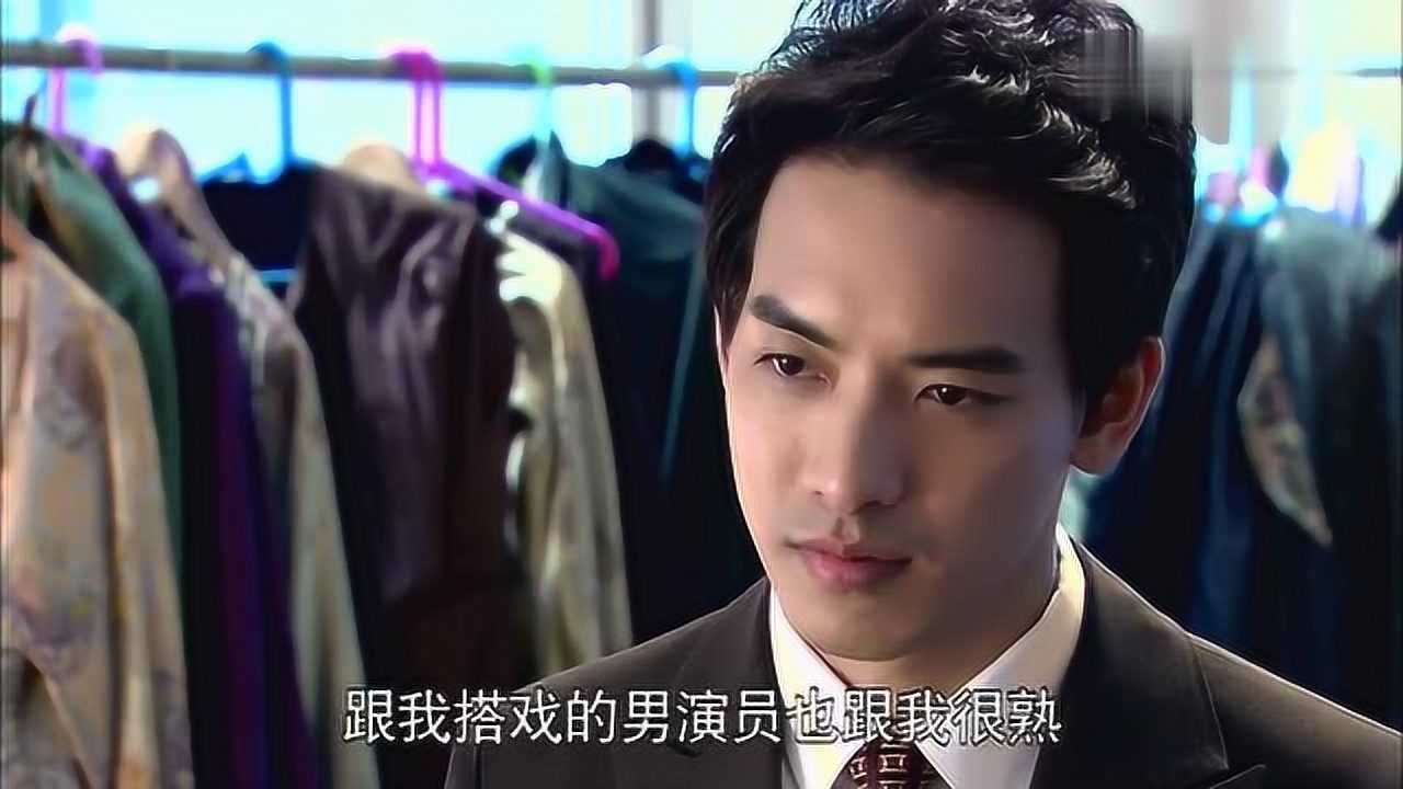 01:35恋恋不忘:富小姐把大叔的家底研究得透透的,没想到她还这么聪明