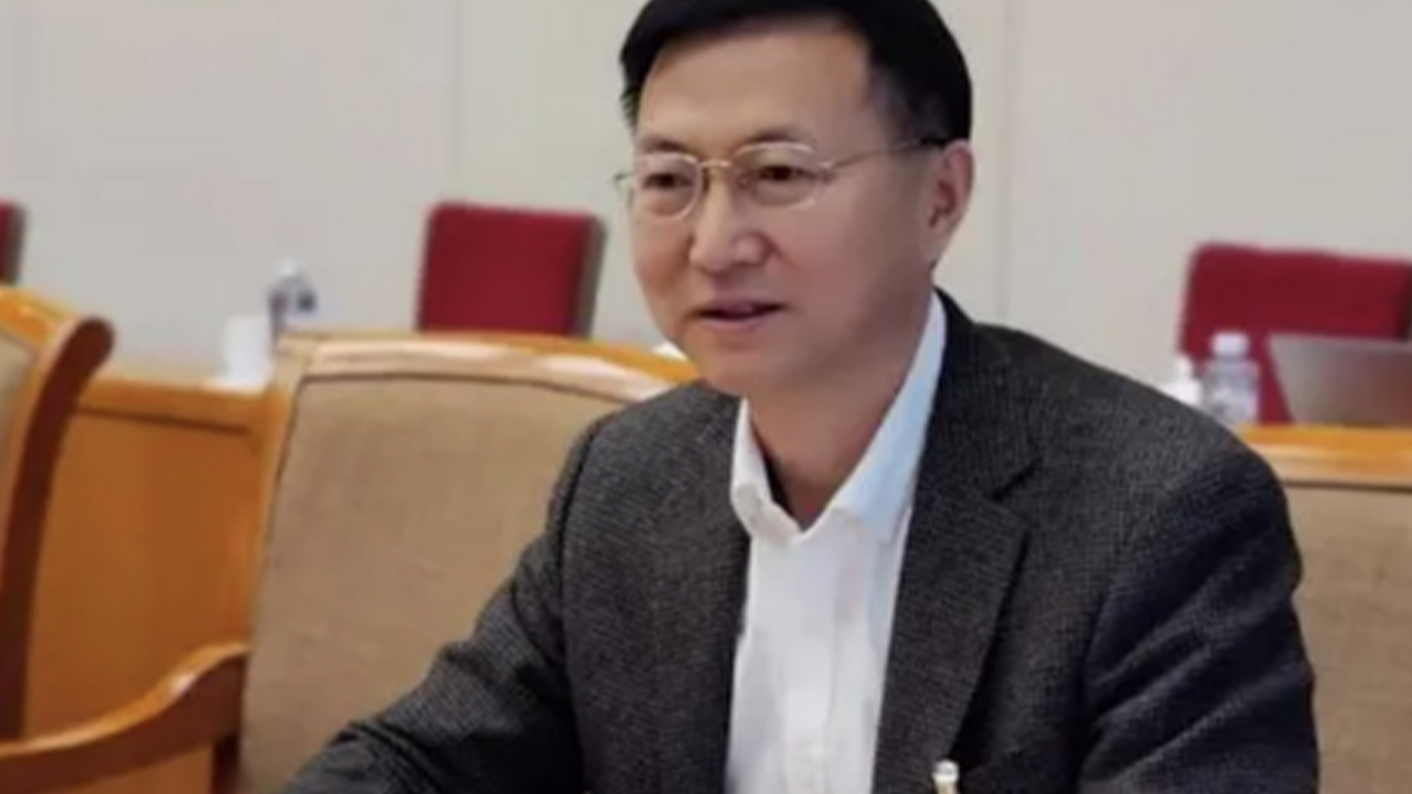 全国政协委员甘华田:延长女性带薪育产假达2年,提高生育意愿