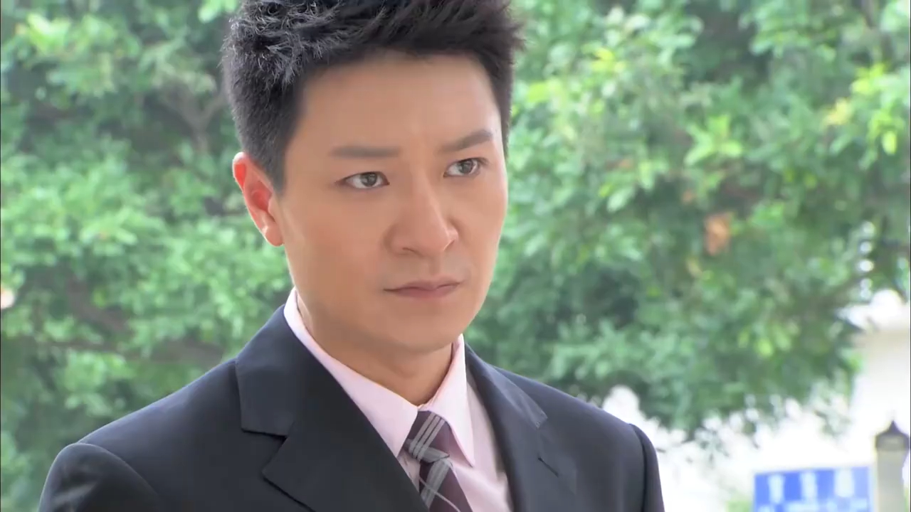 百万新娘:王绍华被误会外面有女人,妻子伤透心离开,惨了!