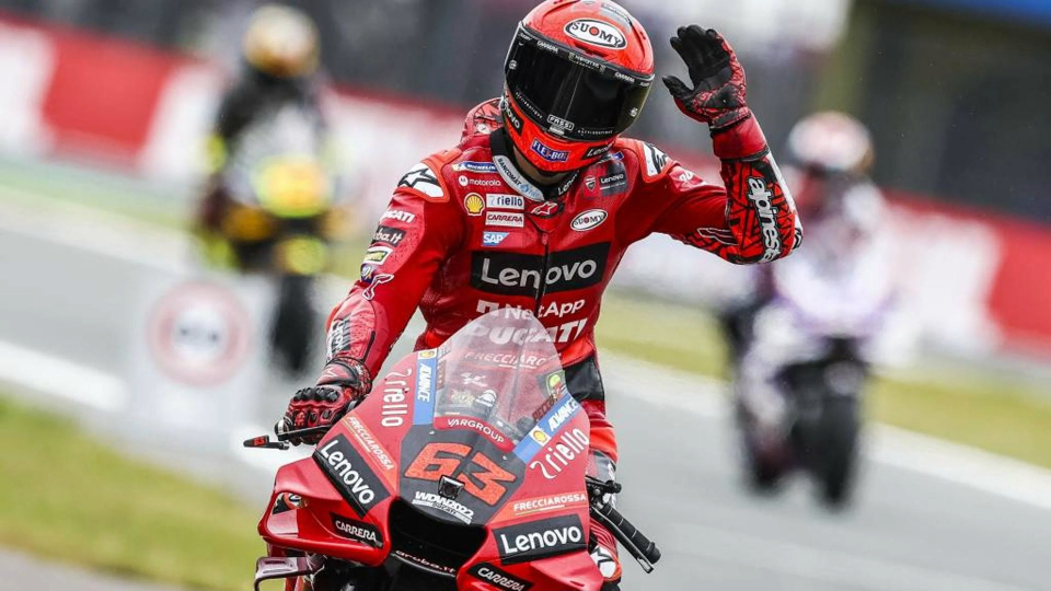 motogp荷兰站冲刺赛:巴格尼亚夺冠马奎斯摔车退赛
