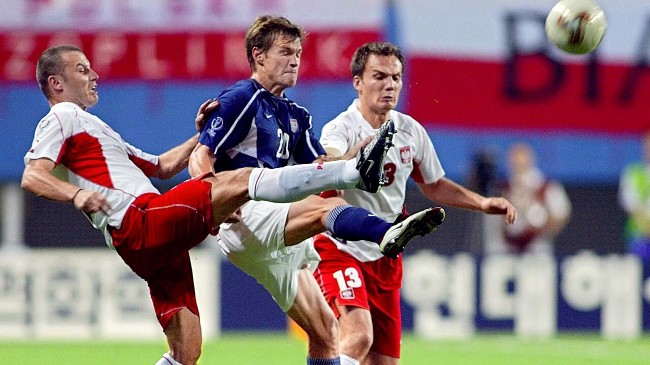 体坛名场面 2002年世界杯波兰3-1美国,中国裁判吹罚果断