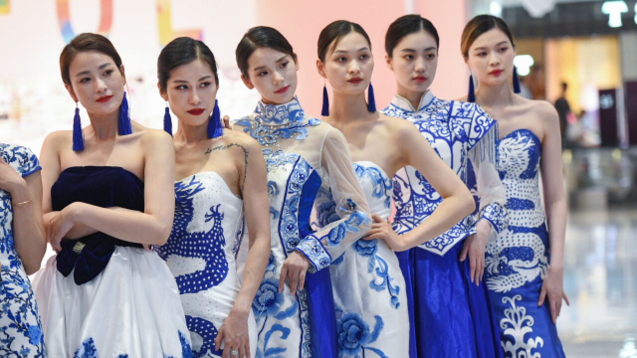 国际胸模大赛第二场海选赛20位佳丽激情pk,身姿妖娆,魅力四射