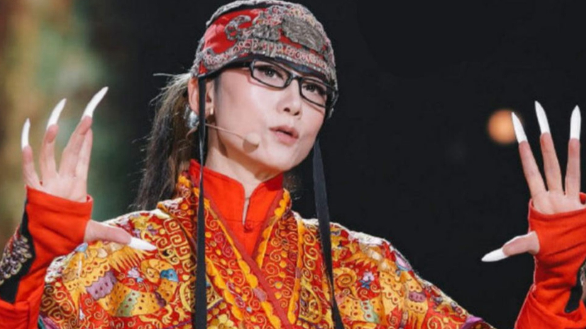 杨丽萍为了好身材有多拼?