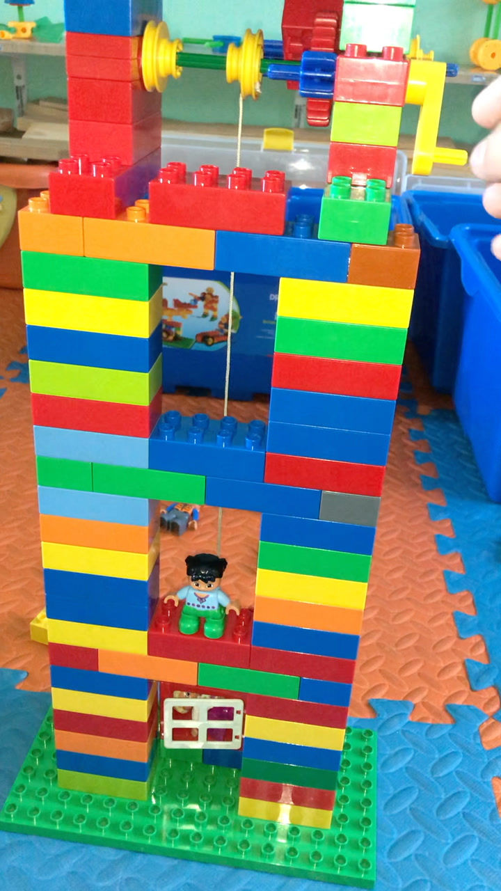 乐高大颗粒电梯