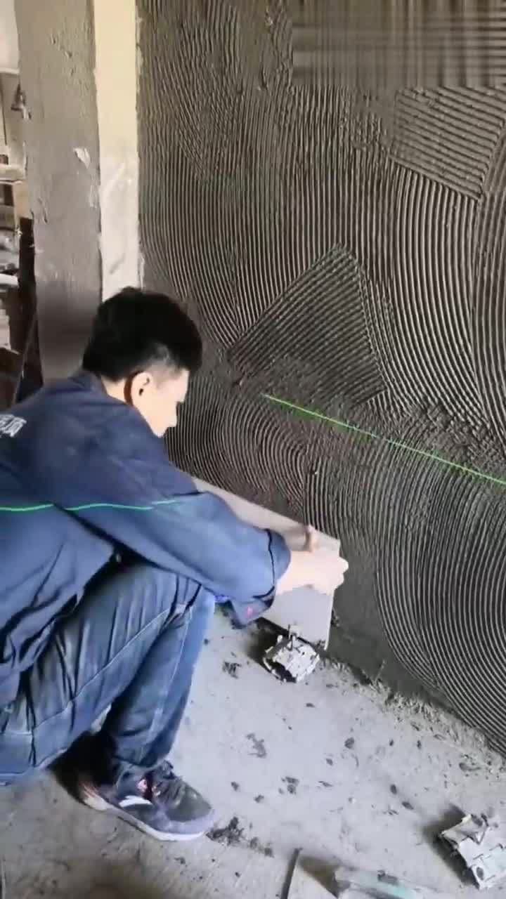 墙面拉毛一级棒,瓷砖定位细致准确,师傅绝对是一顶一的高手!