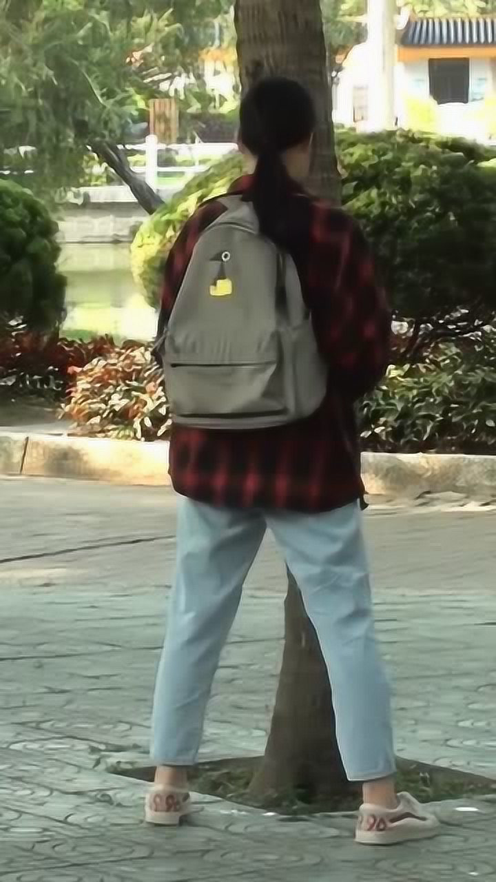 又叫爸爸又扣内衣！！头一次在国产剧看见这么恶臭的剧情！！暴躁吐槽《以爱为营》大结局！！