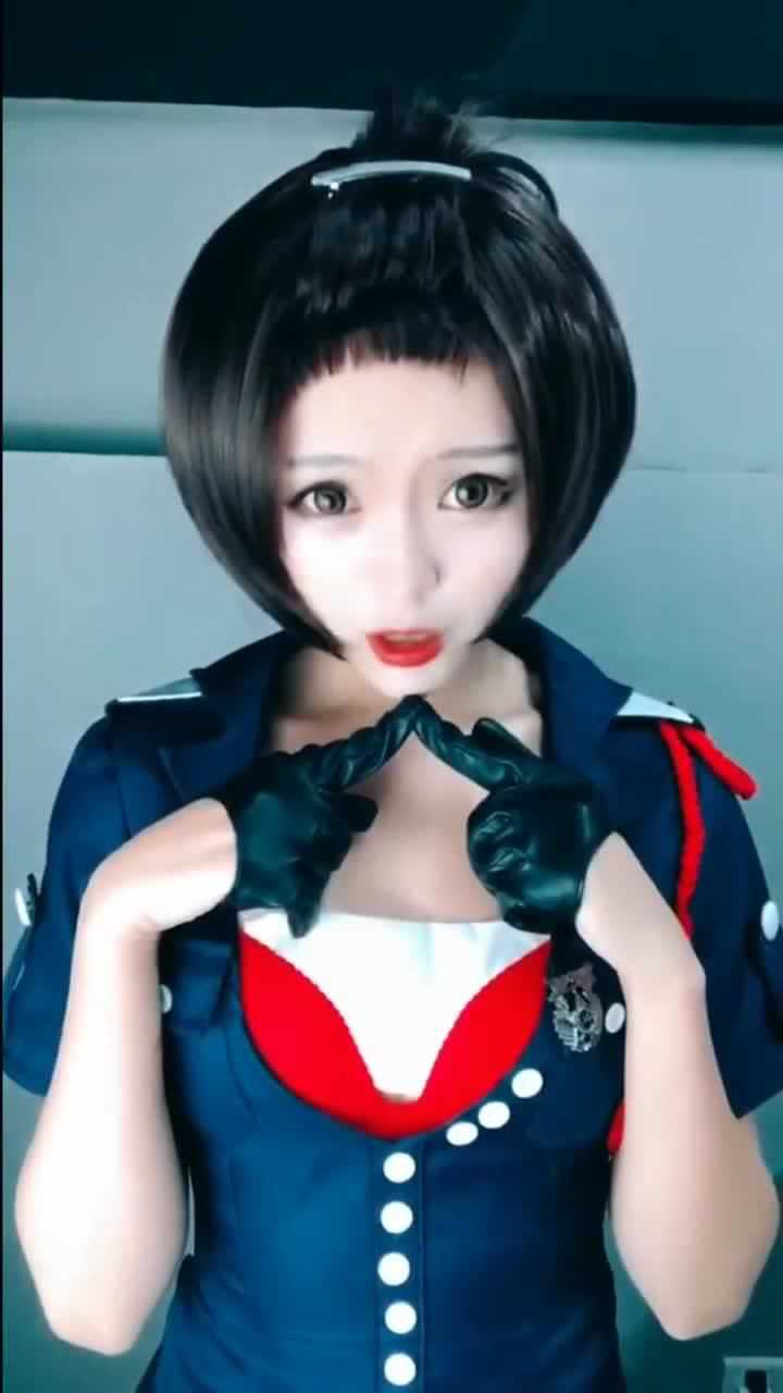 小姐姐cos灵狐者,她需要一个男朋友,有没有想要这个废物的