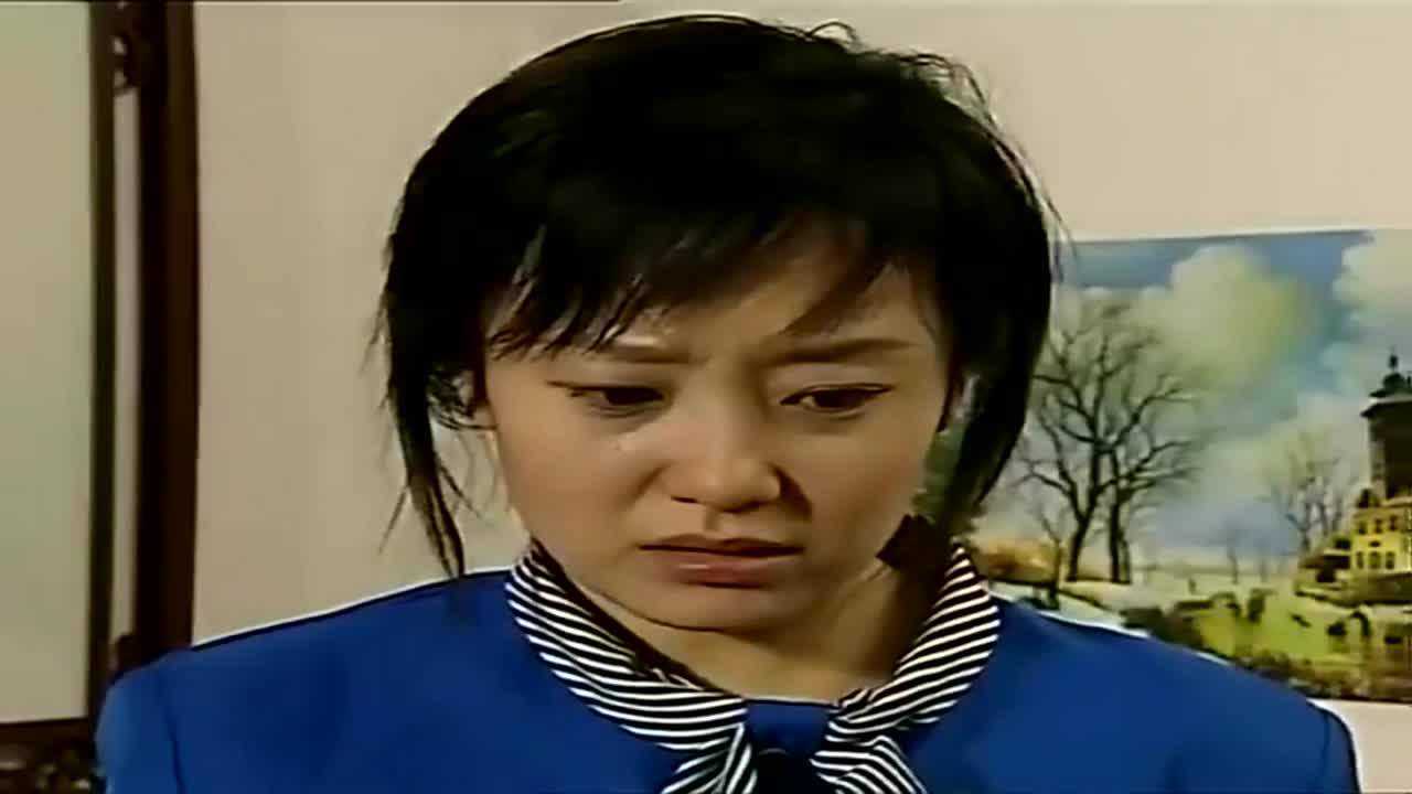 渴望城市小莲被老潘威胁想着欠下的钱忍气吞声