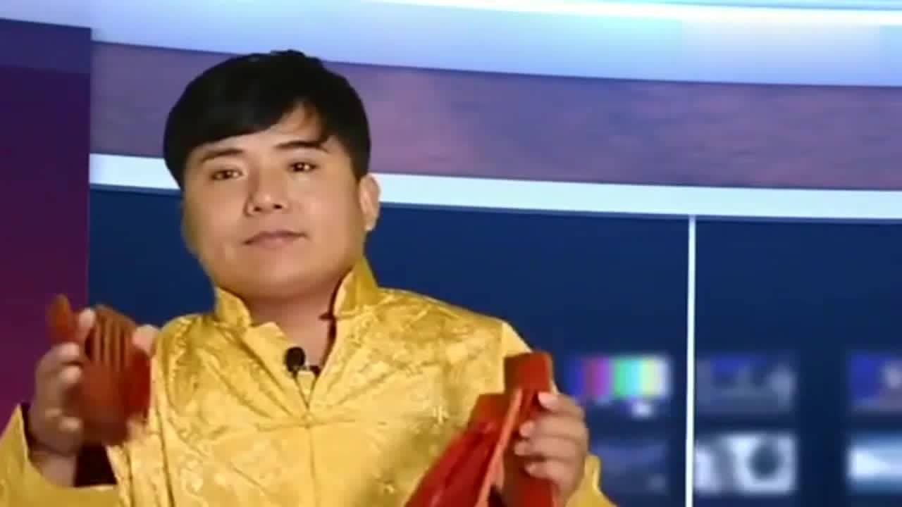 莲花落杨晓琼说唱农民生活不容易墙上广告没人管