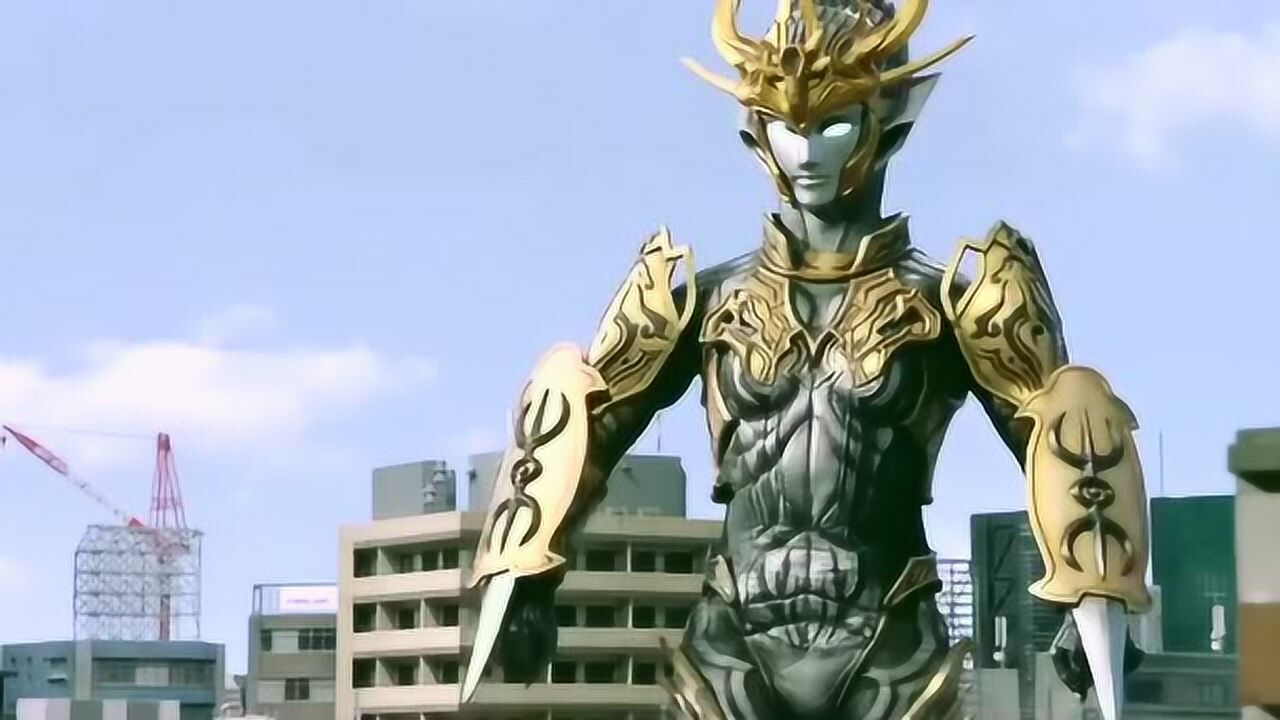 欧布奥特曼女王陛下陷入危机我梦变身盖亚前往救援