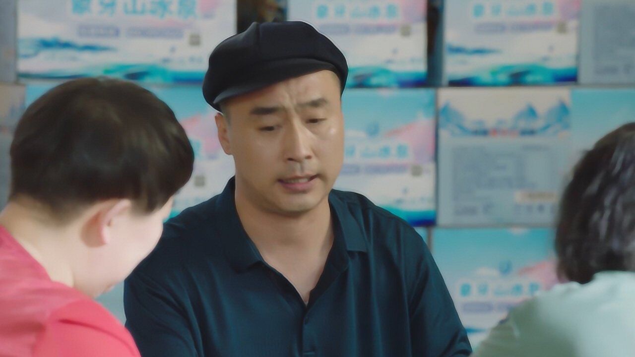 刘老根3秤杆子可真是嘴碎非得八卦刘老根家脑子秀逗了