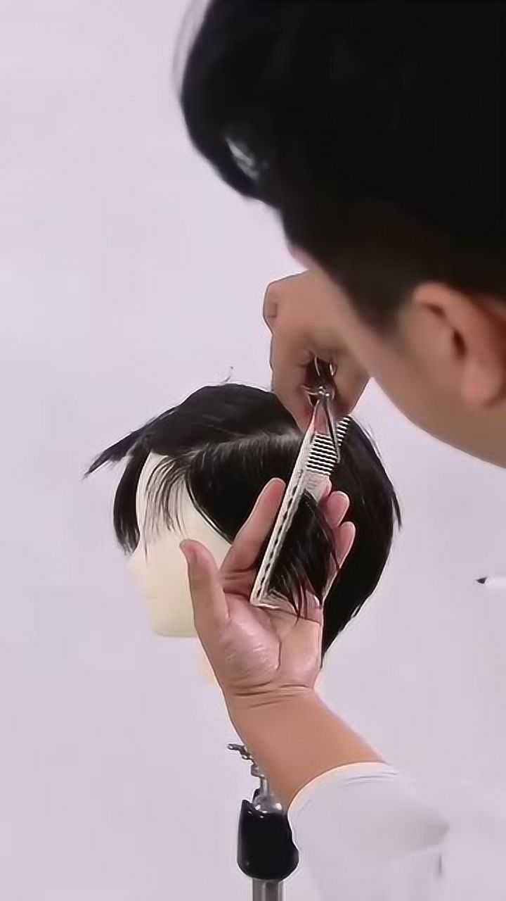 剪发教程美发修鬓角修剪小技巧