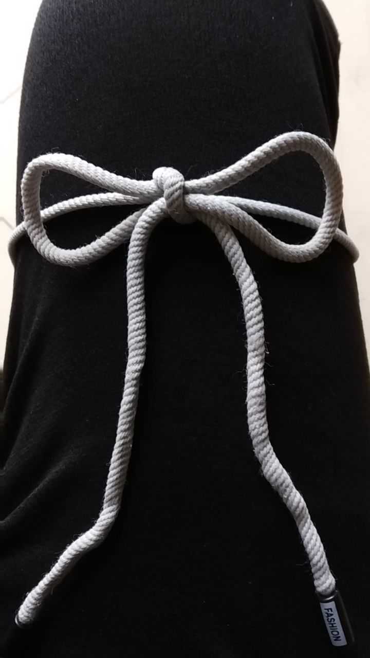 鞋带系个蝴蝶结