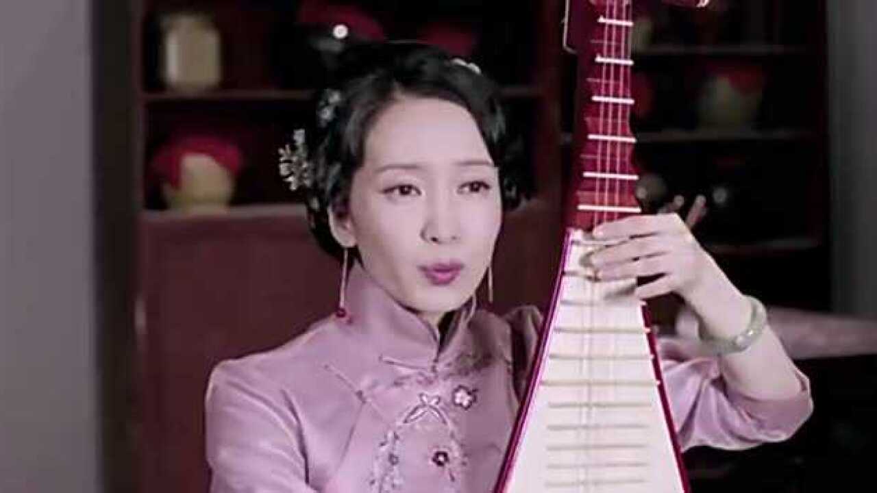 灵魂摆渡:挽琴在老陈的面馆里弹琵琶,吸引了很多鬼魂聚集在门口