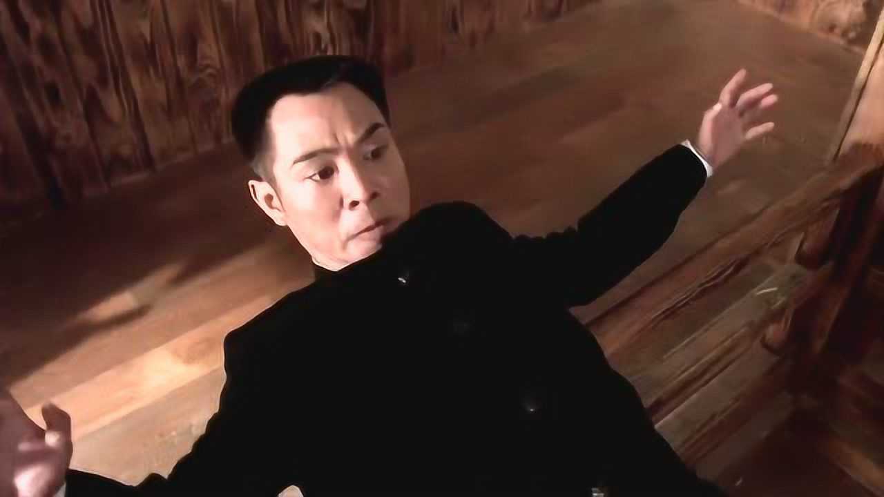 精武门最初的决斗模样李连杰高能对决动作堪称经典