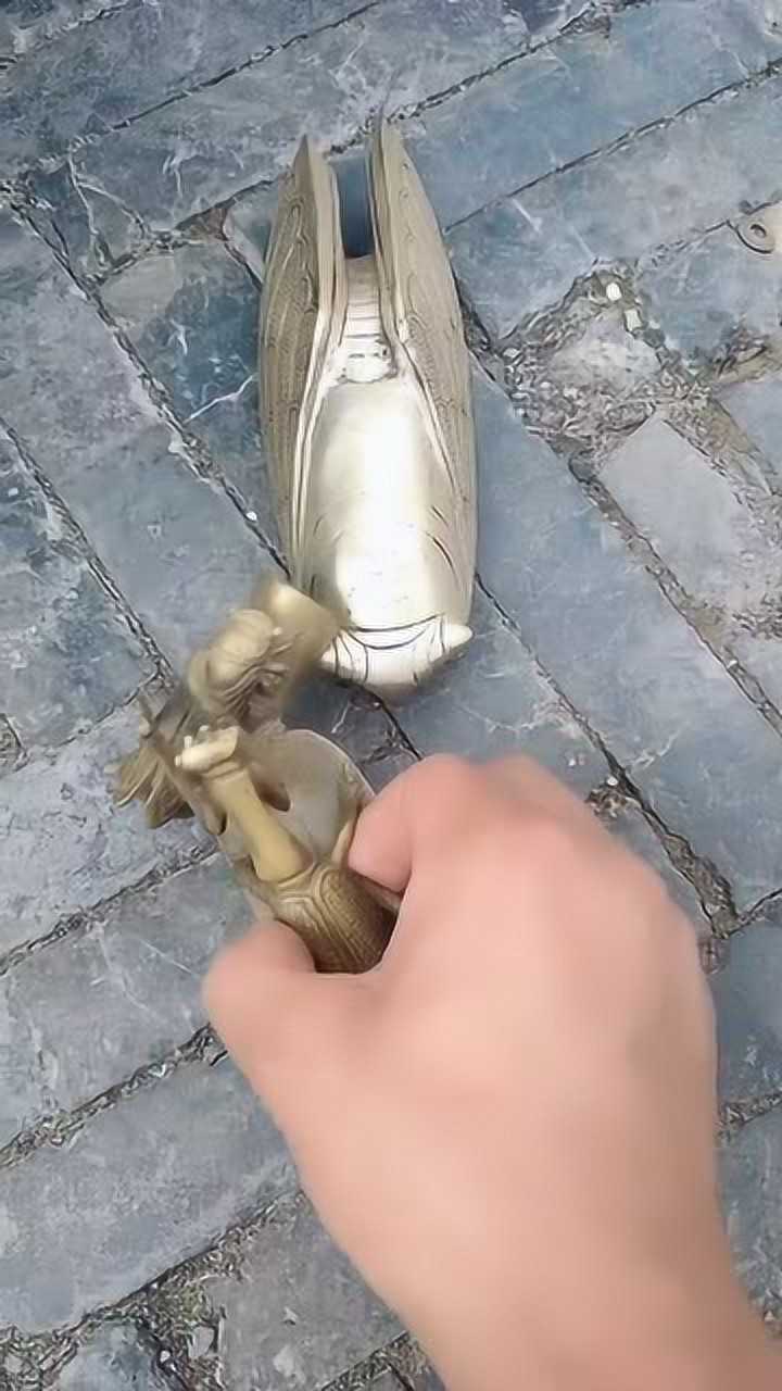 传说中的唐门独家暗器,蝉翼刀和螳螂标,看后令人匪夷所思!