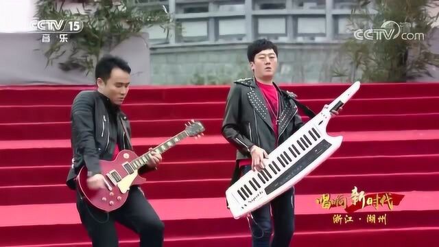 冲击力乐队一首怀旧老歌《快乐老家》词曲入心,句句惹人喜欢!