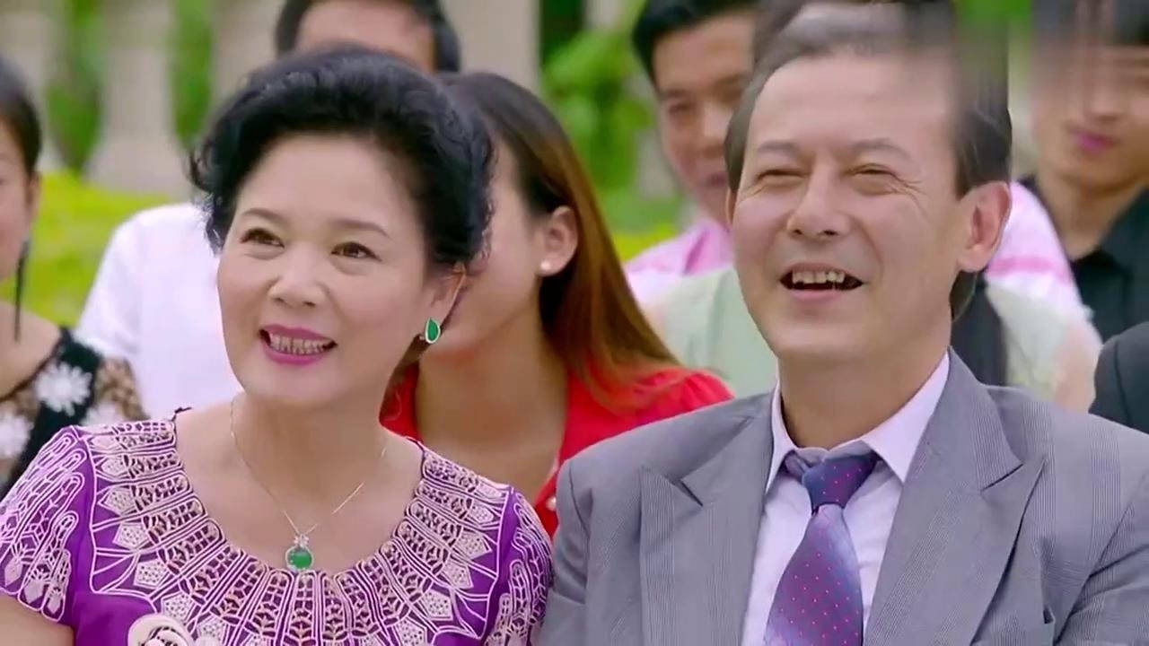 待嫁老爸大结局光棍老爸终于结婚千金女拥有三个妈太幸福了