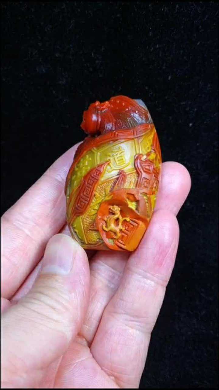 北票战国红玛瑙白缟闪丝平安扣俏色雕刻悟道