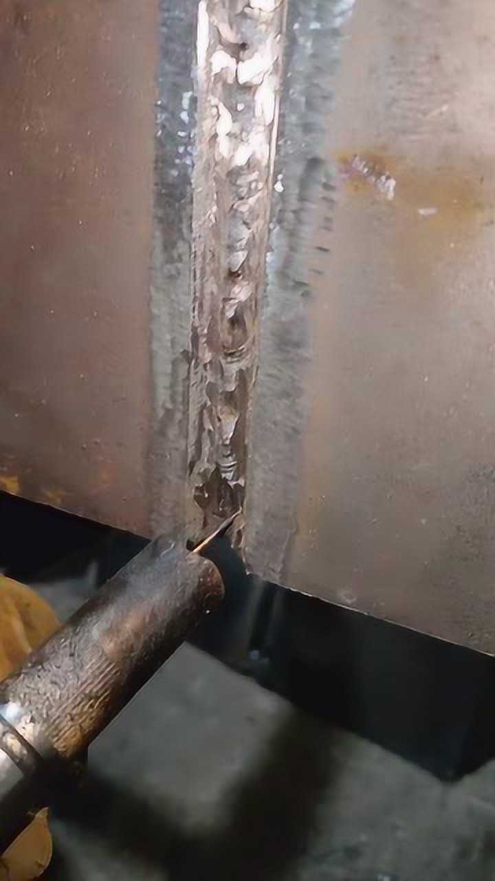 老师傅讲解二保焊立焊技巧新手的赶紧学起来学会工资翻倍