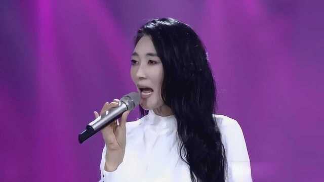 徐千雅一首《世界因你而美丽》,嗓音悠扬,声声悦耳