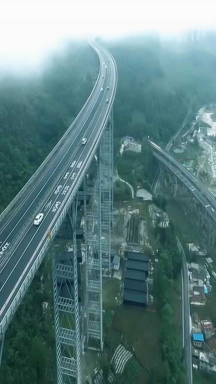 中国最壮观的桥雅西高速干海子特大桥纯钢建成世界第一