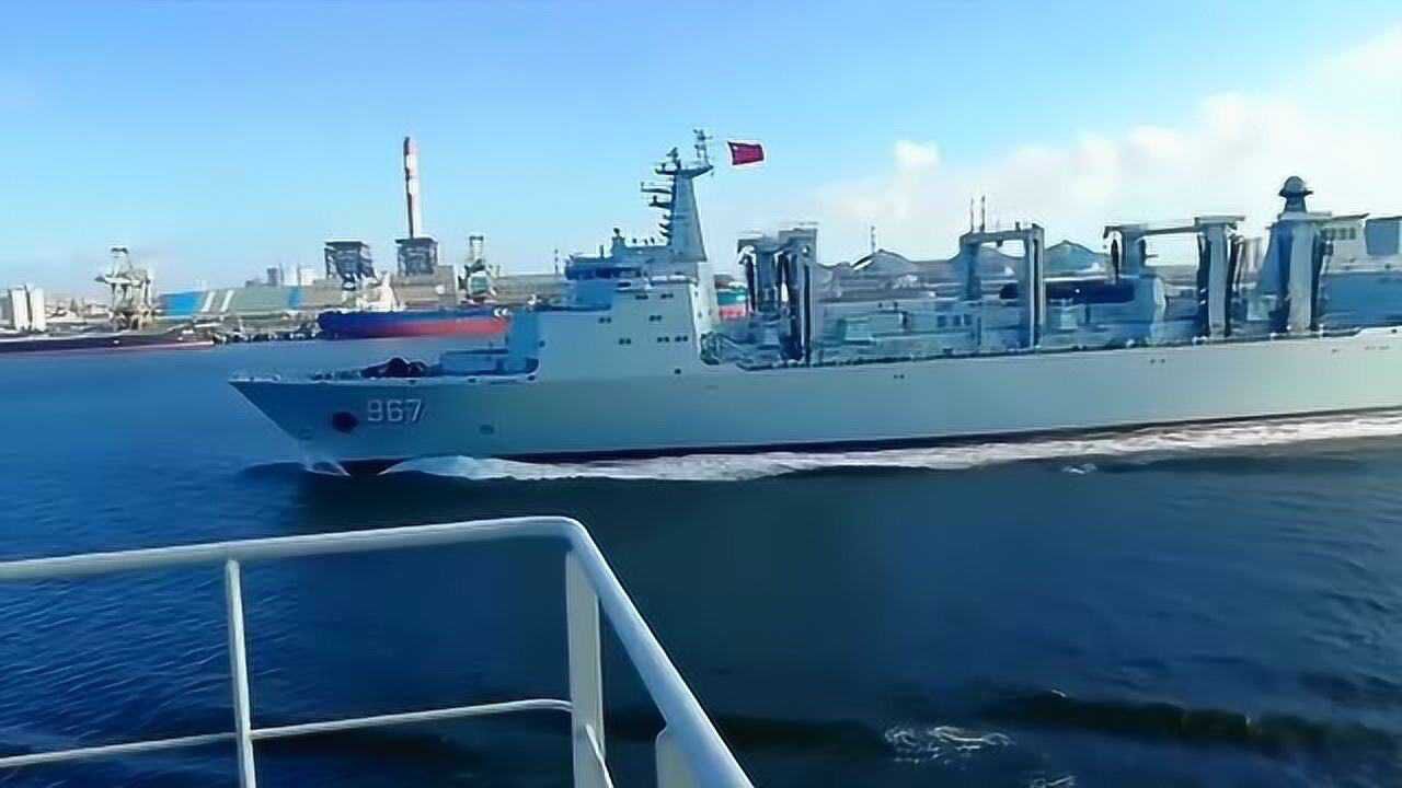 网友偶遇超级"大奶妈"967查干湖舰