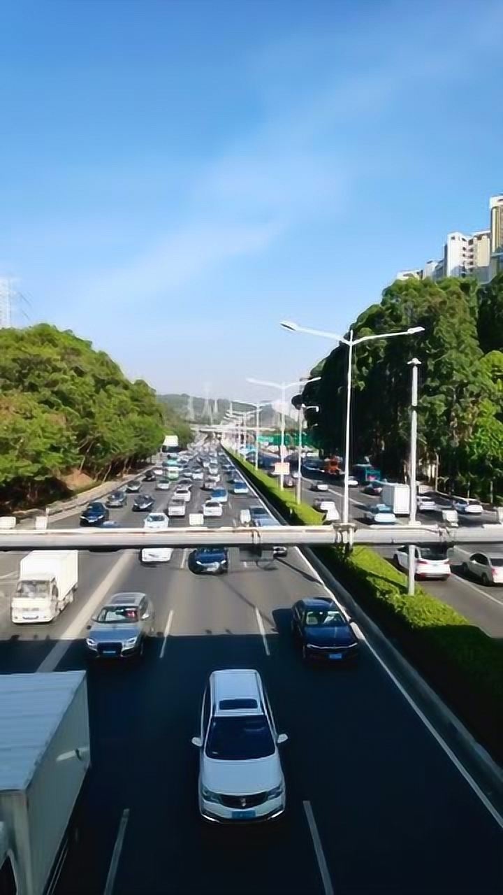 实拍深圳城市道路景色不愧是中国一线城市