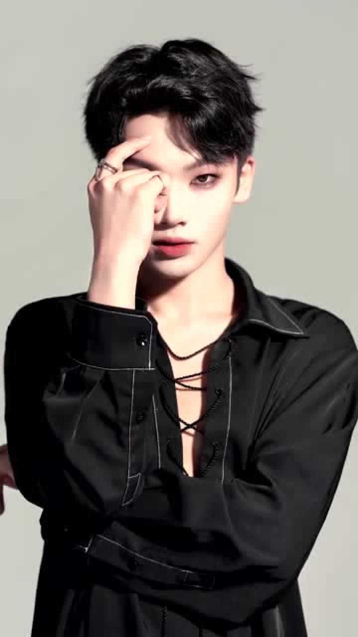 总是看女团妆,好像还蛮少男团妆容,原来爱豆就是这样养成的!