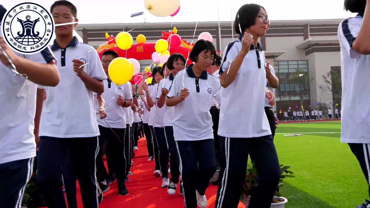 46#正能量 善良小男孩给拾荒老人送食物章哥正能量13:013天10亿!