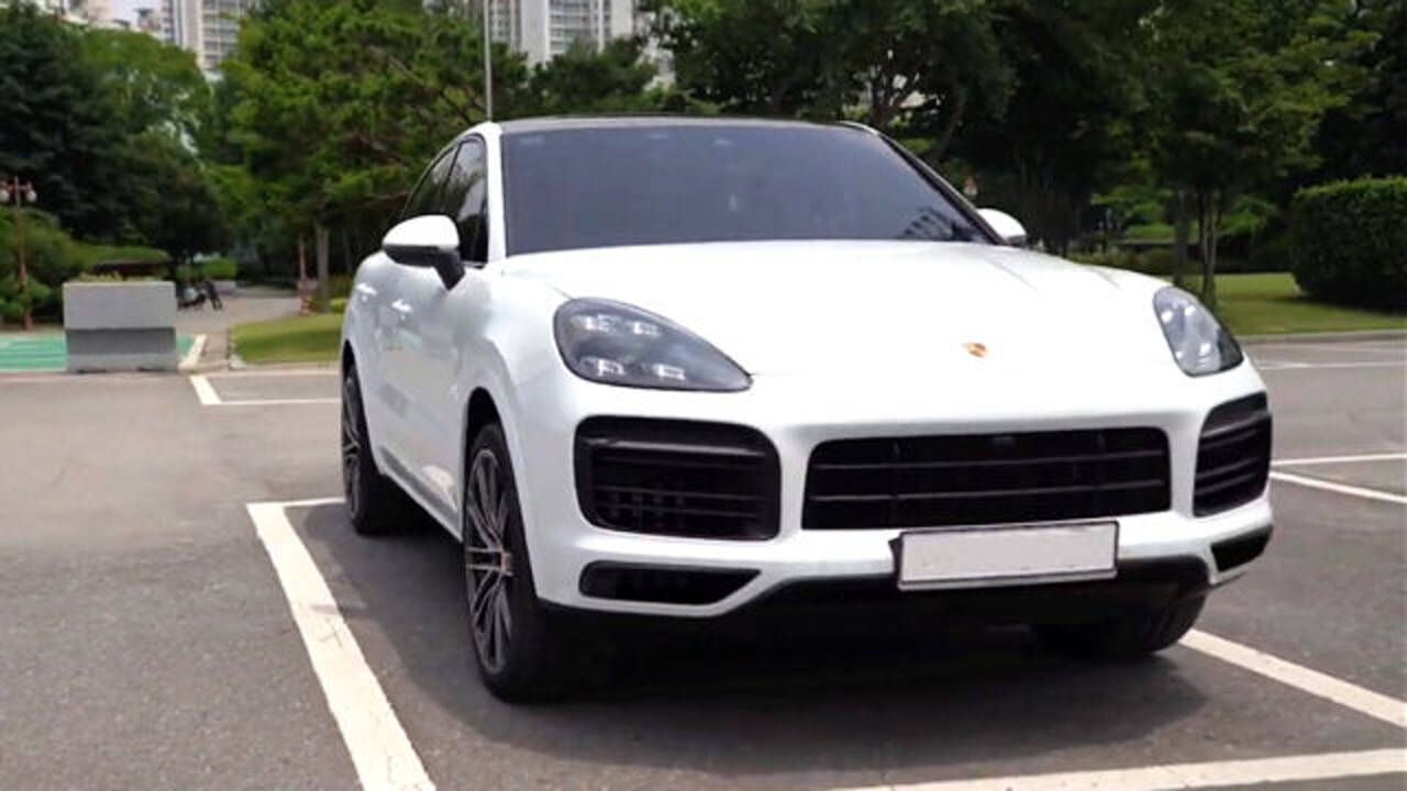 2020款保时捷卡宴高清实拍,升起尾翼才是霸气的开始,太帅了!