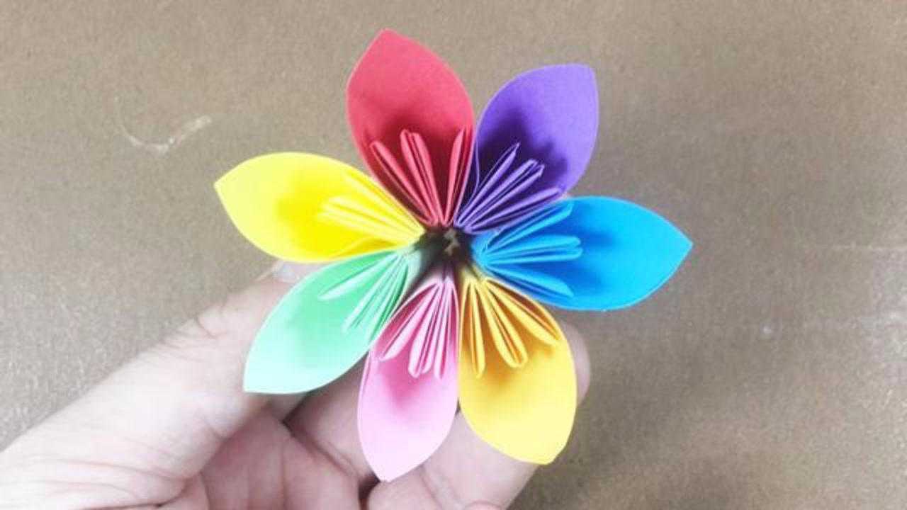 一分钟学会漂亮的七彩花折纸,简单易学,女生都喜欢的手工教程
