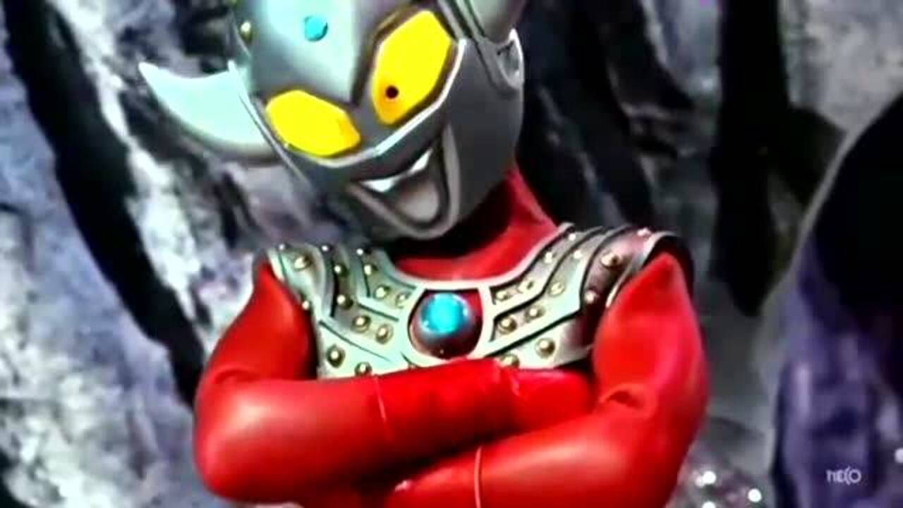 奥特曼小泰罗一个人练习激光认真的样子好可爱